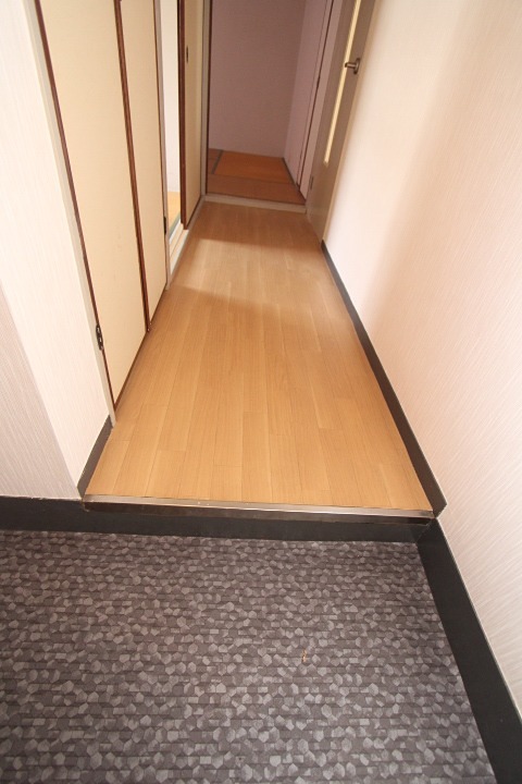 枚方ハイツ　３号棟 玄関