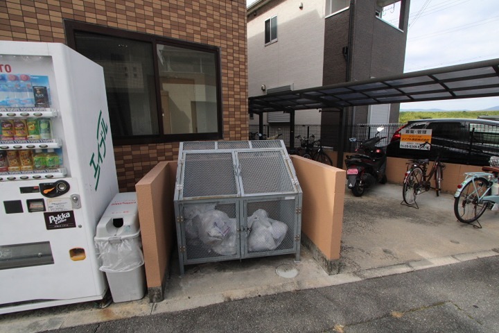 Ｍｓ　ｃｕｂｅⅡ 駐車場