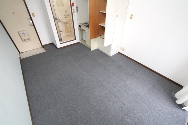 牧野ビル エントランス