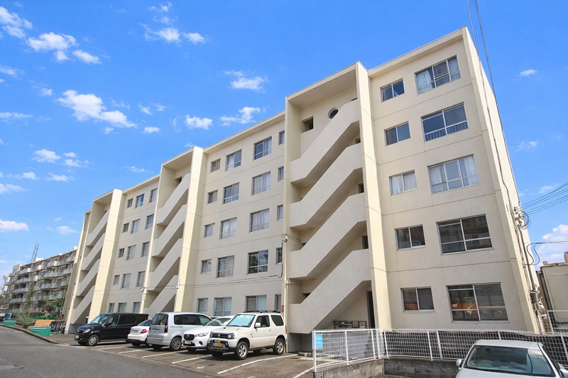 枚方ハイツ　３号棟 外観