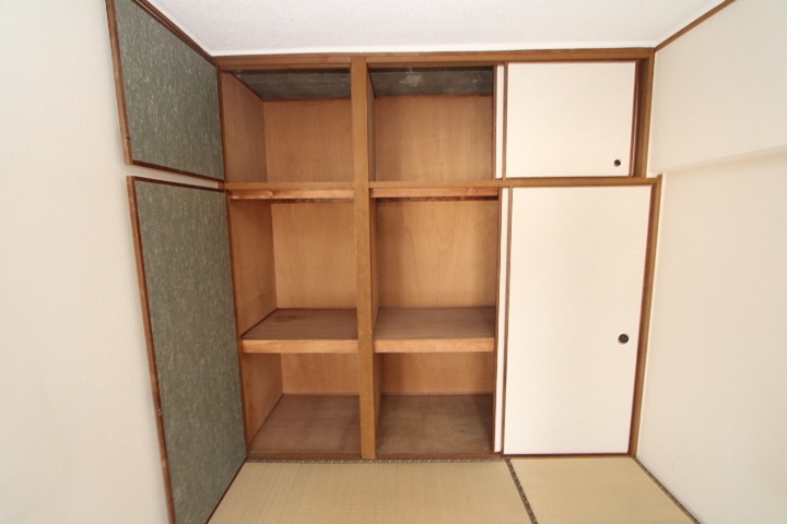 コーポ牧野 収納