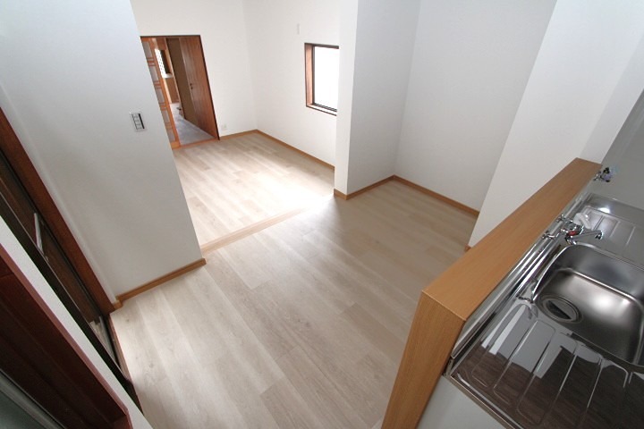 枚方市香里園町25-14 リビング