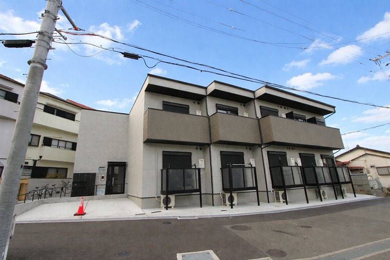 ｃｈｏｕ　ｃｈｏｕ　Ｎａｋａｍｉｙａ　ＥＡＳＴ 外観