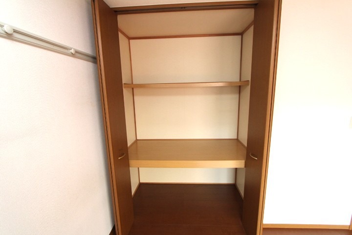 クレール山之上 収納