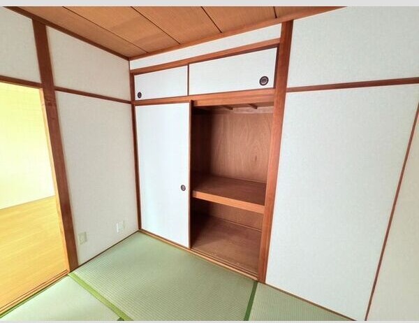 清和コーポ 収納