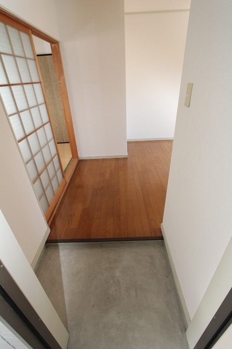 Ｍ’プラザ津田駅前五番館 玄関