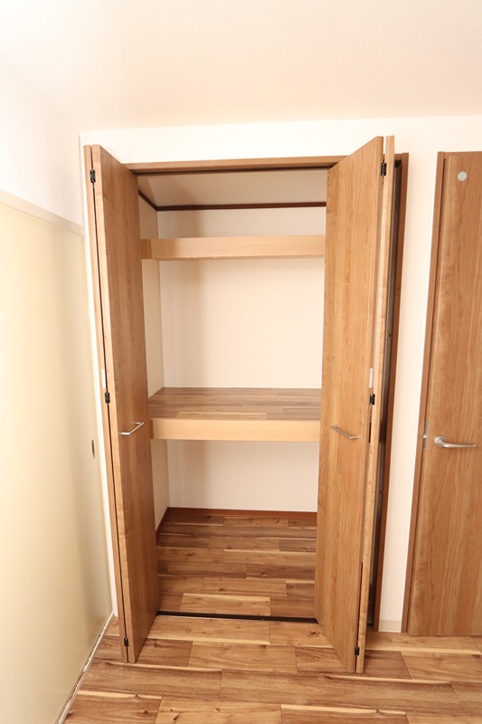 堀建第三ビル 収納