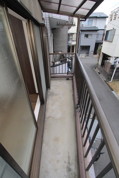 磯島茶屋町18-1ガレージハウス ベランダ