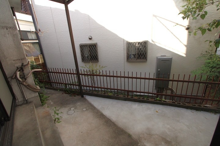 ＭＡＹＵＭＩハウス５２７号館藤阪元町 エントランス