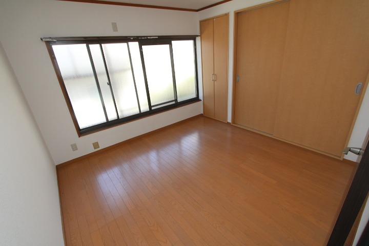 ＭＡＹＵＭＩハウス５２７号館藤阪元町 ベッドルーム