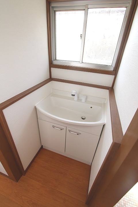 テラス 枚方市香里園山之手町 洗面所