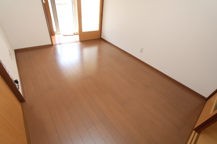 テラス 枚方市香里園山之手町 リビング