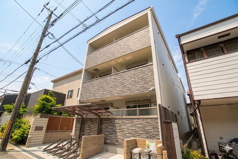 クリエオーレ牧野本町 外観