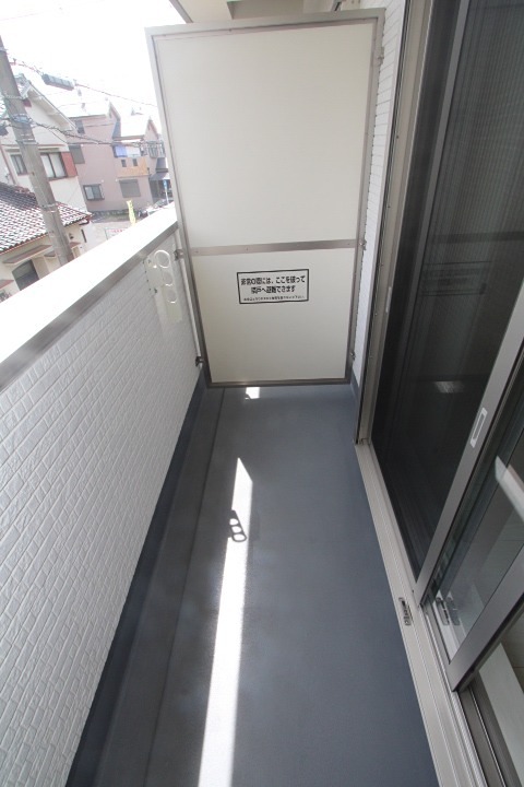 クリエオーレ牧野本町 ベランダ