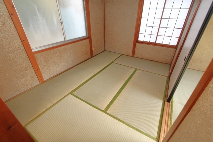 貸家 枚方市津田東町３丁目25-10 エントランス