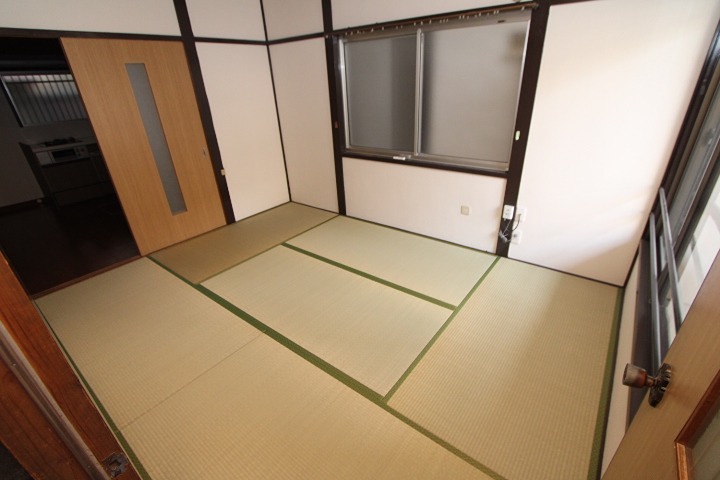 枚方市高野道１丁目11-3 エントランス
