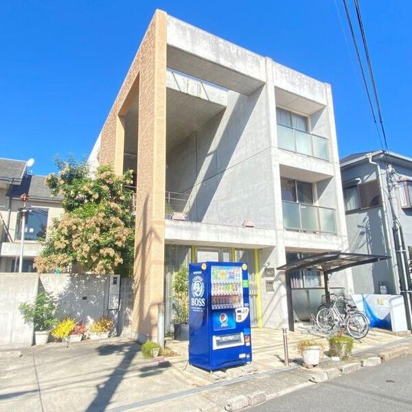 ラ プルミエールサノ 外観