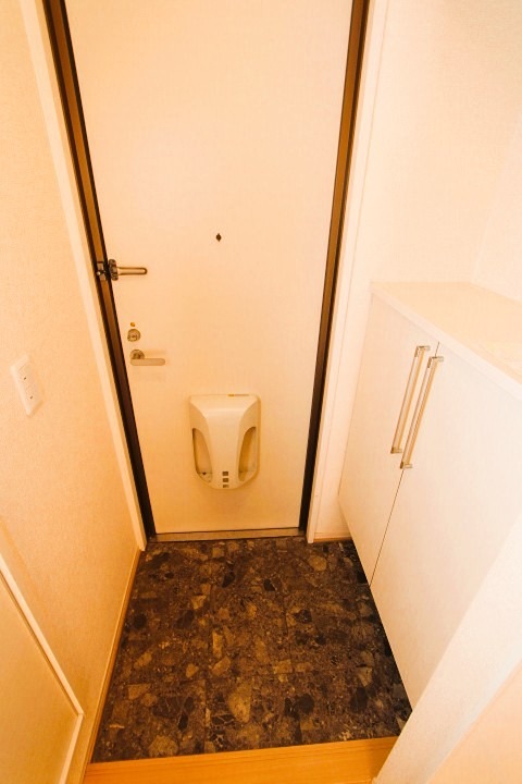 ブルースカイ山宗 玄関