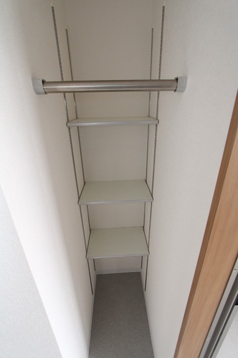 シャンテー長尾 収納