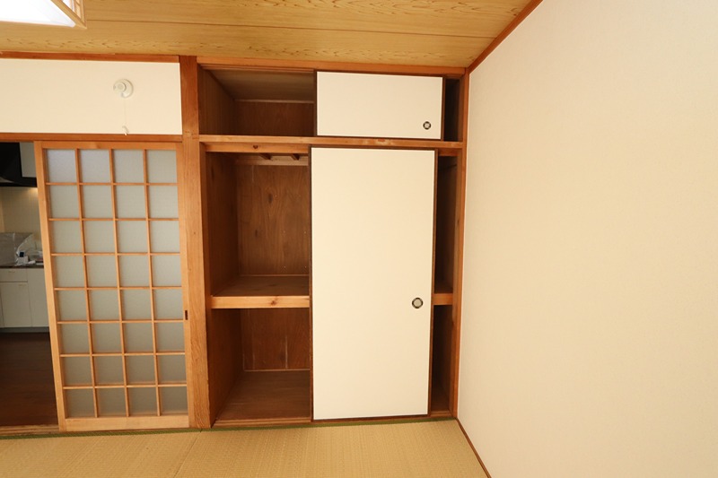 ネオハイツ 収納