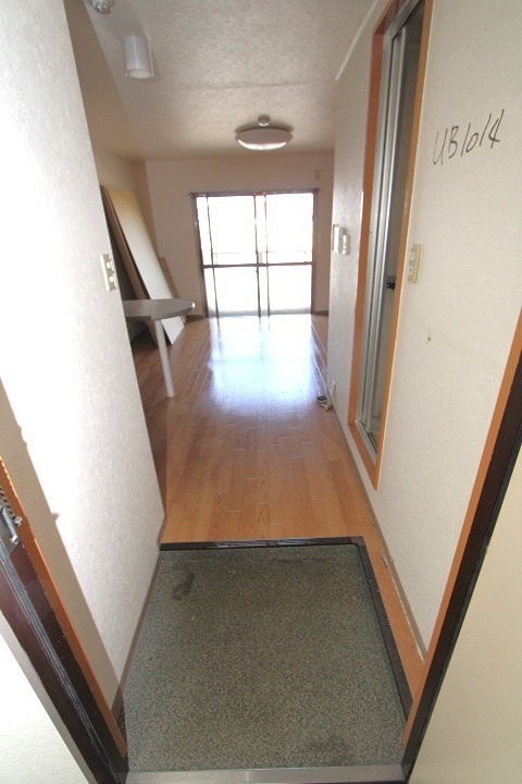 シャンテー長尾家具 玄関