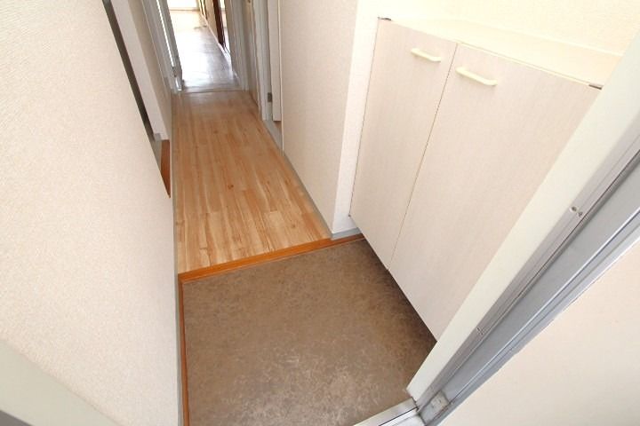 アン星ヶ丘 玄関