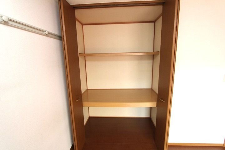 クレール山之上 収納