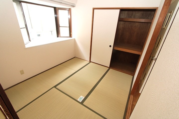 エクレール・やぐら 収納