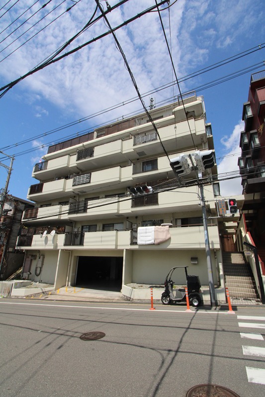 パレ東中振 外観