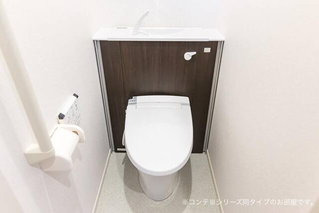 ラフレシール　ウエスト トイレ