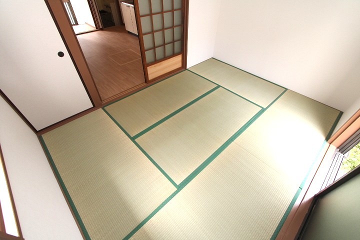 茄子作東町44-7　賃家 ベッドルーム