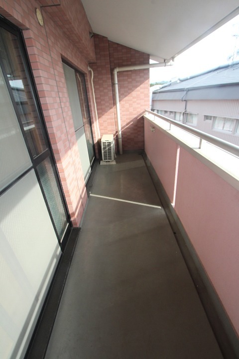 アビタシオン長尾駅前 ベランダ