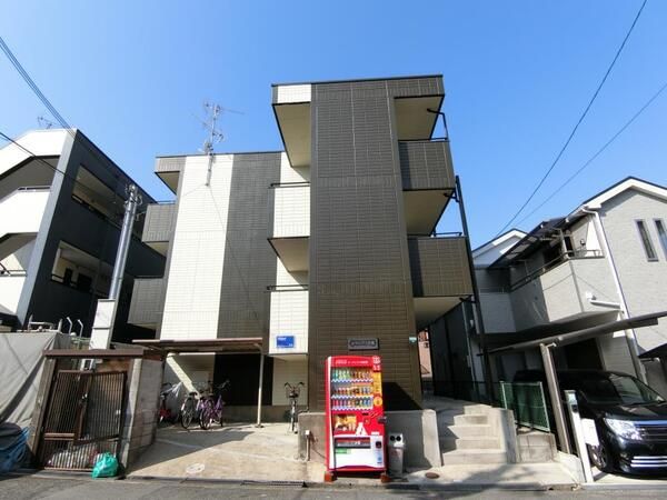 ボー・アルブル枚方長尾Ⅱ 外観