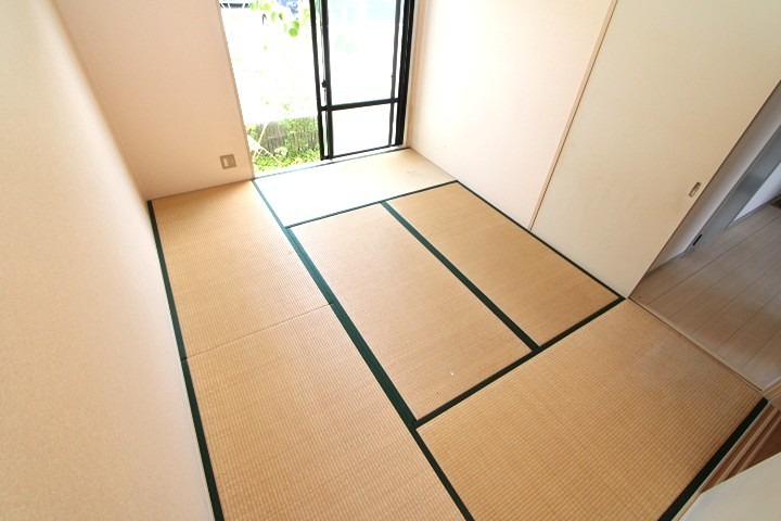 サンアレイ下野Ⅰ ベッドルーム