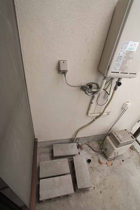 長尾東町３丁目54-7　賃家　左側 風呂画像