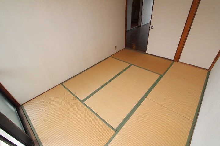 東ハイム ベッドルーム