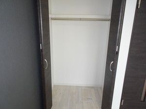 ジーメゾン渚西 収納