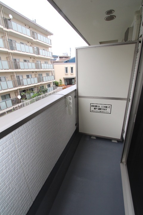 クリエオーレ藤阪東町Ⅱ ベランダ