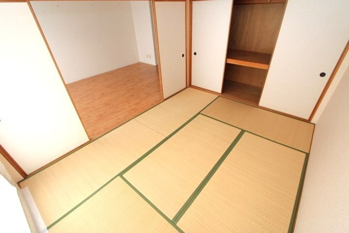 ラ・ジョリーメゾン 収納