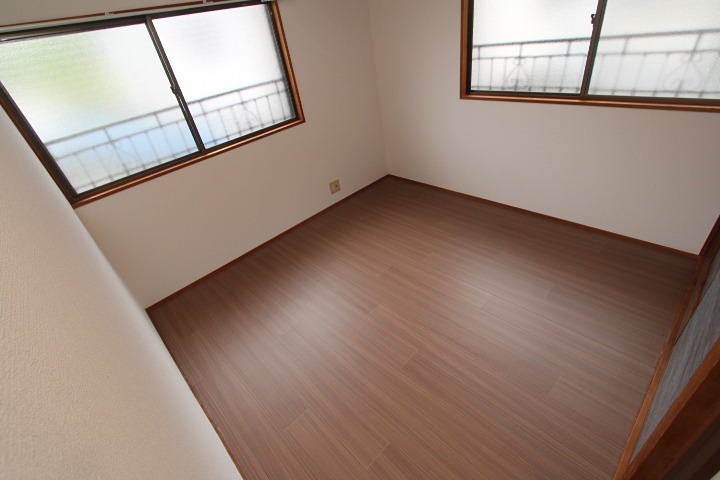 岡山手町14-16貸家 ベッドルーム