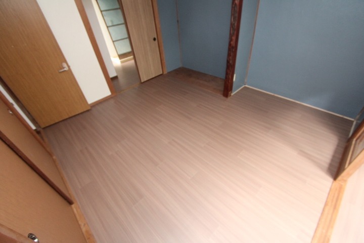 岡山手町14-16貸家 ベッドルーム