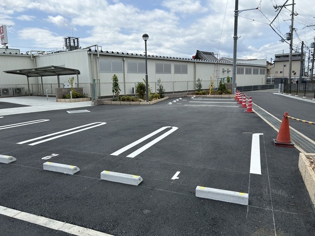 エスポワール 駐車場