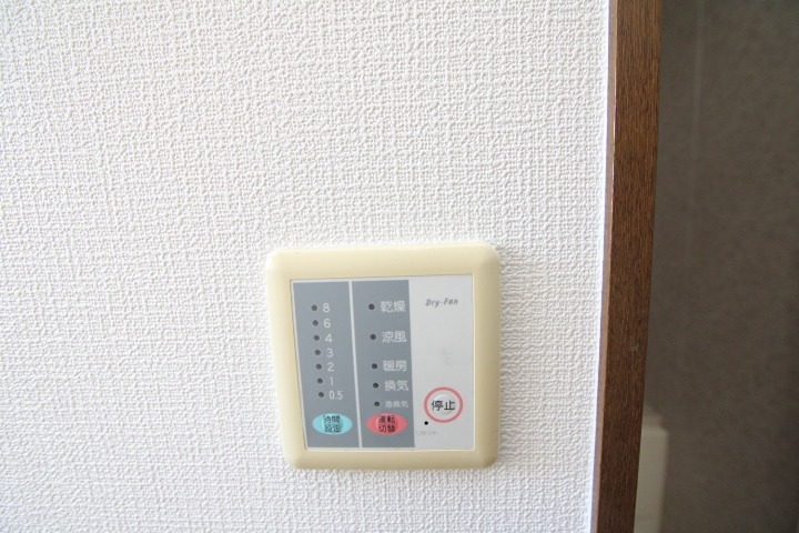 須山町4-10　賃家 ロビー