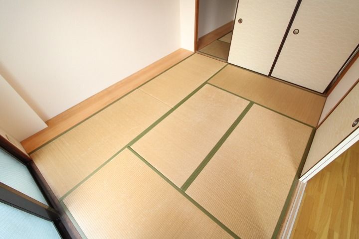 ル・ローヌ 玄関