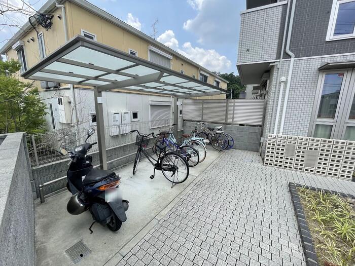 Lien 駐車場