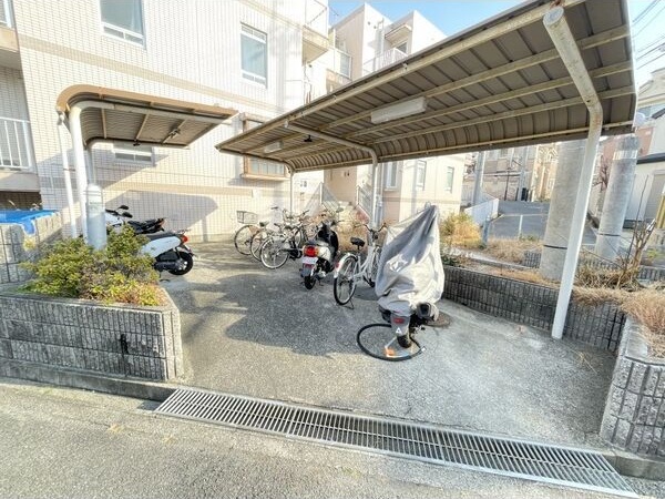ミングル星ケ丘1番館 駐車場