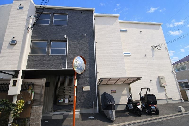 クリエオーレ藤阪中町Ⅰ 外観