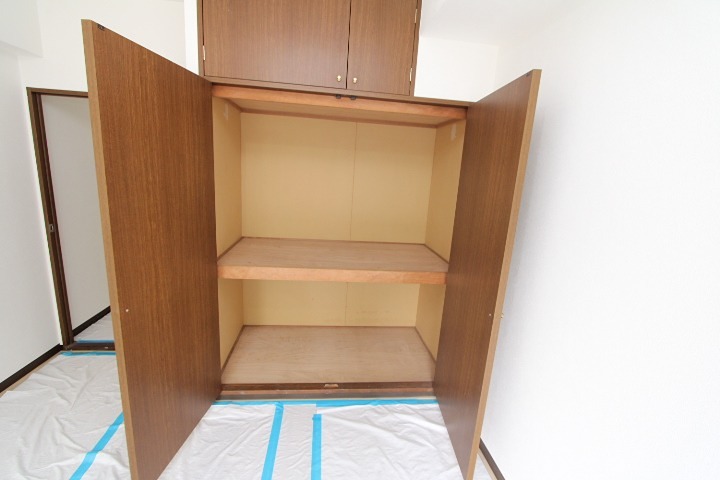 デイグラン香里園北 収納