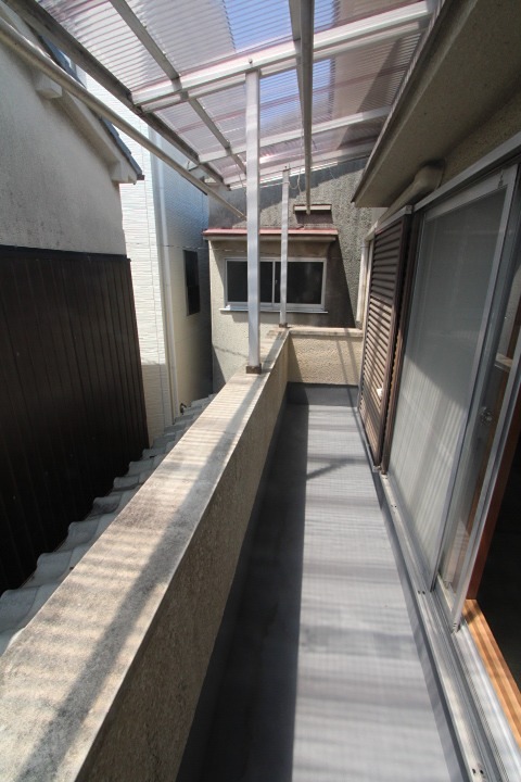 貸家 枚方市池之宮２丁目 ベランダ