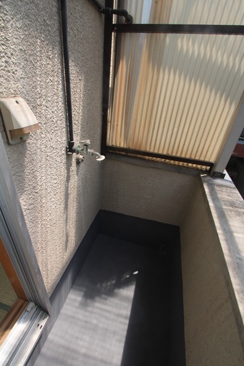 貸家 枚方市池之宮２丁目 ベランダ